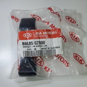 New Genuine 866850Z000 Rear bumper bracket Hyundai-Kia Sportage (2004 - 2010) - Picture 1 of 5