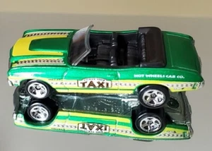 Hot Wheels Summer Racin' Series.  '70 Chevelle Convertable - Picture 1 of 2