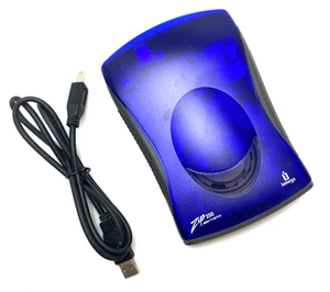 IOMEGA ZIP 250 USB POWERED EXTERNAL DISK DRIVE MODEL Z250USBPCMBP P/N 30957500 - Afbeelding 1 van 9