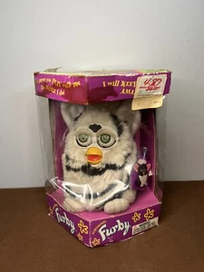 Furby Vintage 1998 Zebra White and Black Stripes #70-800 Green Eyes - Picture 1 of 24