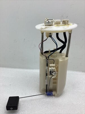 2007-2013 TOYOTA TUNDRA 5.7L FUEL PUMP ASSEMBLY OEM 77020-0C080 - Image 1 of 4