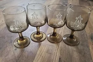 4er Set Pfaltzgraff Village Braun 6 Unzen Weingläser Wasser Stiel Kelch 5-1/4" - Bild 1 von 6