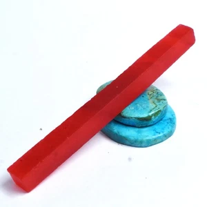 Piedra preciosa suelta rubí crudo natural áspera teñida de rojo áspera de 111,9 quilates CERTIFICADA - Imagen 1 de 7