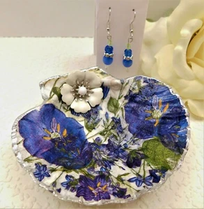 BLUE WILDFLOWER CLAM SHELL JEWELRY TRAY WITH MATCHING BLUE EARRINGS - Picture 1 of 8