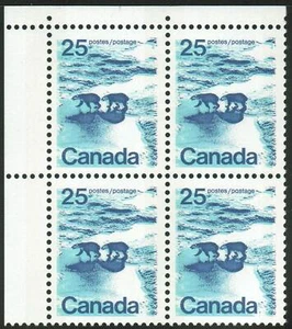 Canada sc#597iii Landscape - Polar Bears, UL Blank Corner, Tag W2B Rib, Mint-NH - Picture 1 of 4