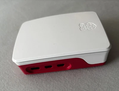 RASPBERRY PI5 Gehäuse Himbeer/weiß Original - Bild 1 von 2
