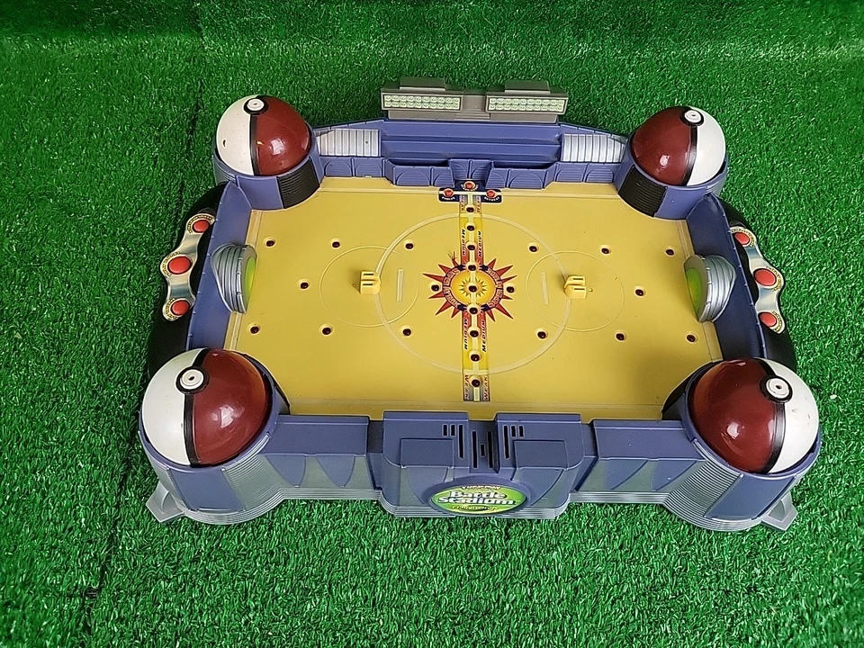 2000 Hasbro Pokemon Think Chip Battle Stadium (For Parts) - Image 1 of 4