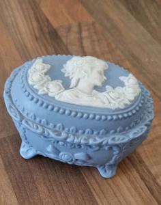 Blue Small Oval Trinket Box with feet. - Picture 1 of 3