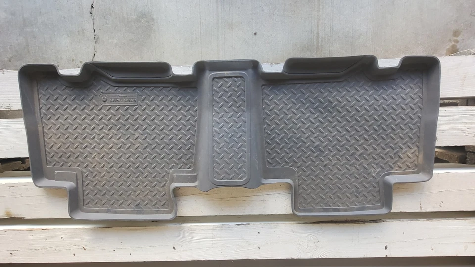 Husky Liner 2006-2012 Toyota RAV4 2-й ряд - Изображение 1 из 3