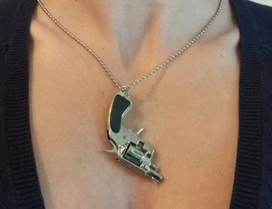 Nancy Spungen Pistol Gun Neckchain Exact copy Sex Pistols Sid Vicious R padlock - Bild 1 von 10