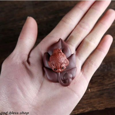 Decoración de mesa creativa de 2,2" Yixing Zisha té mascota sapo de arcilla púrpura pequeño Foto 1 de 4