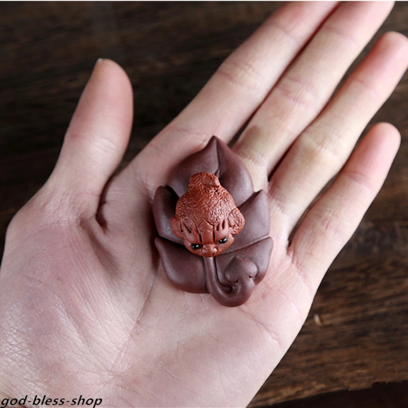 Venta caliente Dinero de la suerte Yixing Zisha Té Mascota Sapo Escultura Mesa Decoración Regalo Foto 1 de 4