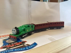 Tomy Thomas the Tank Engine & Friends Trackmaster Oliver & Coaches Very Rare - Picture 1 of 2
