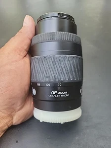 Minolta AF Zoom 70 - 210 MM Manual Focus Zoom Lens 1.1M/3.6ft Macro - Picture 1 of 15