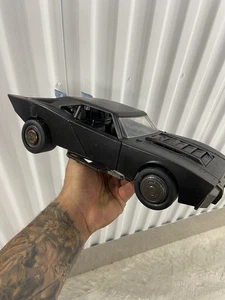 SPINMASTER DC COMICS THE BATMAN BATMOBILE mit ORIGINAL 4" BATMAN FIGUR - Bild 1 von 6