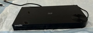 Samsung (BD-F5900) 3D Blu-ray & DVD & CD player, Smart Streaming With Remote - Picture 1 of 4
