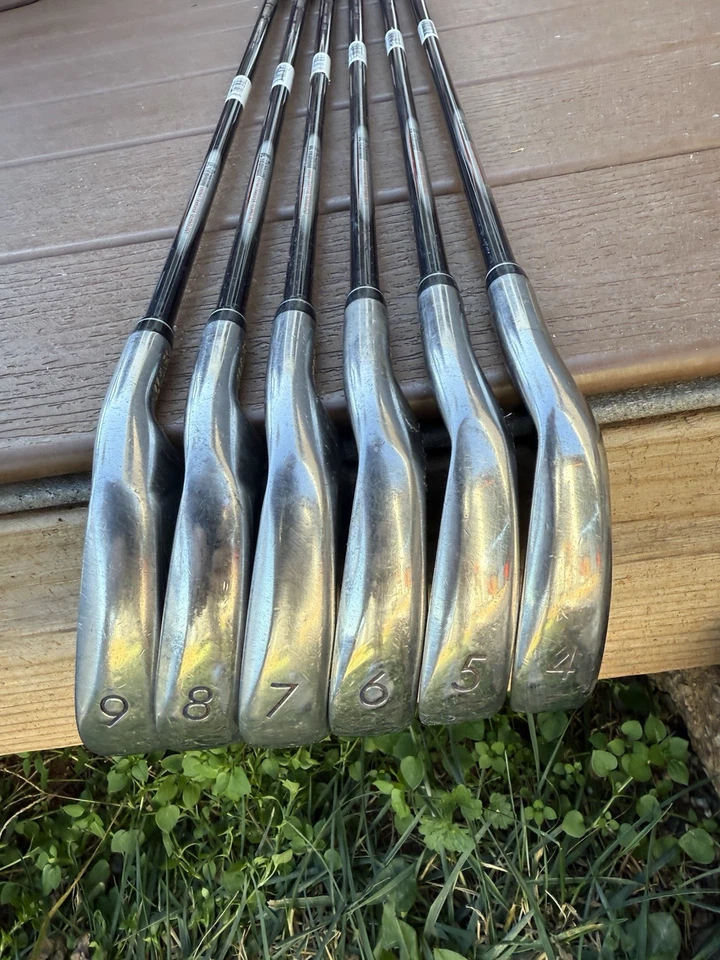 Yonex V-Mass 400 FL Ladies 4-9 RH Iron Set UL-Ti 7 Plus Graphite VGC - Image 1 of 4