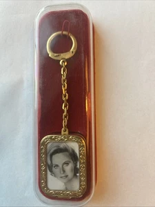 VTG REUGE STE CROIX MINI MUSIC BOX KEYCHAIN w PICTURE FRAME NEW In Box WORKS - Picture 1 of 12