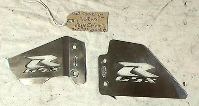 2002 Suzuki GSXR 600 K1,K2,K3 Driver Foot pegs Mounting Brackets - Imagem 1 de 3