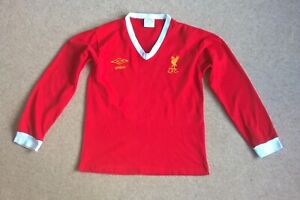 Liverpool FC, Umbro embroidered long sleeve red home shirt c. 1977 - Size (S)