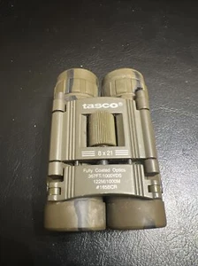 Vintage Tasco 165R GREEN Compact Folding Binocular 8 x 21 NO case 367FT/1000 YDS - Picture 1 of 7