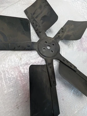 Ford Mustang Cougar 1968-1969 hoja de ventilador 289 302 Boss C8SE-B con fecha 69A Foto 1 de 4