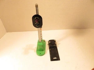MTH TRAINS - OPERATING BLOCK SIGNAL W/ACTIVATOR- 0/027- EXC- HB2 - Picture 1 of 2