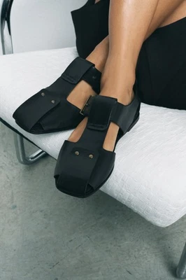 НОВЫЙ С ЯРЛЫКАМИ ZARA КОЖИ С ЗАКЛЕПКАМИ КЛЕТКИ САНДАЛИИ 8 - Изображение 1 из 4