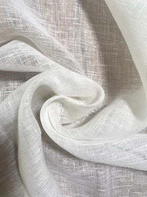 3.3meters x 57cm of white voile designer upholstery fabric perfect for sun blind - Image 1 of 4