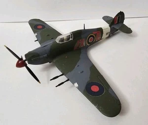 1/72 RAF Hawker Hurricane Mk.IIC - Built, Hand Painted - Picture 1 of 4