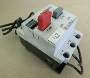 SIEMENS 3VE1000-8L MOTOR STARTER - Picture 1 of 5