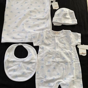 Kissy Kissy NWT White/Blue Whale Romper Bib Hat Blanket Boxed Set -6-9 Mos - Picture 1 of 9