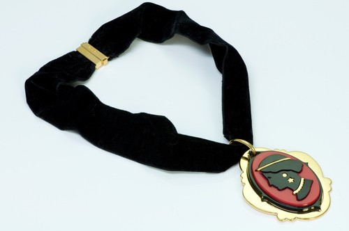 Collana cammeo Miu Miu by Prada