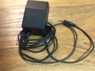 Carregador de bateria 5.2v KYOCERA = 7135 adaptador de energia elétrica para celular cabo CA DC - Imagem 1 de 4