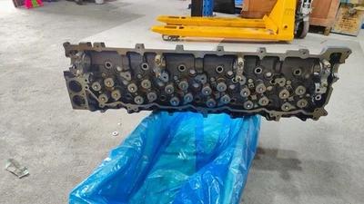Depósito parcial Isuzu 6HK1 culata motor usada en excavadora Hitachi Sany Foto 1 de 4