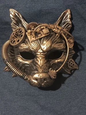 Máscara de plástico Steampunk Wolf/Fox NUEVA DORADA  Foto 1 de 2