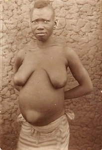 ETHNIC NUDE - West Africa - Another Fatal Beauty - Native Woman - REAL PHOTO - S - Picture 1 of 2