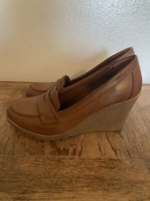 Mocasines para mujer Route 66 Edaline con cuña Penny cuero sintético tostado talla 10 (M) NUEVO Foto 1 de 4