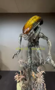 XM Studios Cave alien warrior versión negra Figura Modelo Estatua 78CM En Stock - Imagen 1 de 7