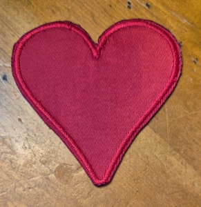 Heart - Playing Card - Iron On/Sew On Patch 10020 - Picture 1 of 1