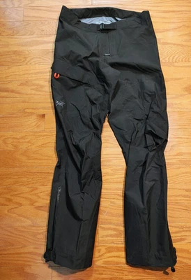 Arc’teryx | Men’s Beta AR Waterproof Black Pants, Size M, Gore-Tex, Brand New!! - Image 1 of 4
