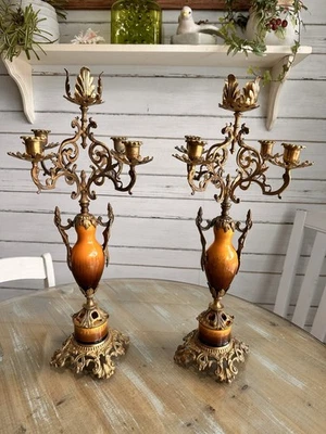 Par (2) Candelabros Franceses Victorianos Estilo Ormolu Latón Dorado Porcelana - 5 Brazos Foto 1 de 4