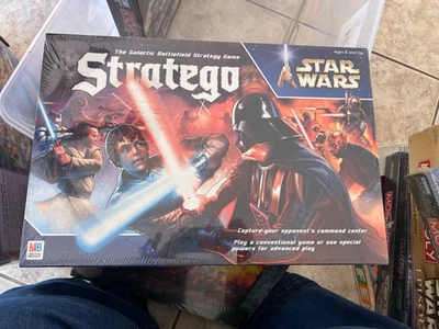 Juego de mesa sellado Stratego Star Wars Saga Edition 2002 MB nuevo Foto 1 de 2
