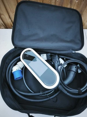 GENUINE PORSCHE TAYCAN CAYENNE  EV PHEV 22kW Mobile Charger  - Image 1 of 4