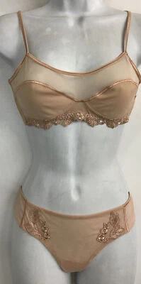 Sujetador Bandeau La Perla 34B Bordado Bordado Nylon Nude Y Tanga Bragas XS Nuevo Con Etiquetas Foto 1 de 4