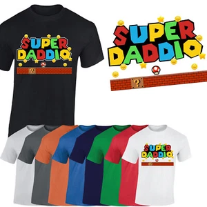 Super Daddio Herren T-Shirt Spiel Vatertag 2023 Neuheit Papa lustig Geschenk Tshirt - Bild 1 von 22