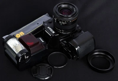 EX Nikon N8008 AF 35mm Film SLR c/w Nikon AF NIKKOR 35-70mm Zoom Lens &SB-20 Kit - Image 1 of 4