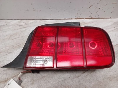 FORD MUSTANG 05-09 RIGHT TAIL LIGHT PASSENGER SIDE  - Image 1 of 4