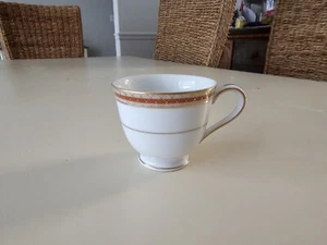Repuesto de porcelana vintage Royal M Dematisse taza espresso Meito Japón - Imagen 1 de 8