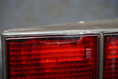 Lámpara de luz trasera derecha 477945114A OEM Porsche 944 1984-91 924 1987-88 * Grieta * Foto 1 de 4